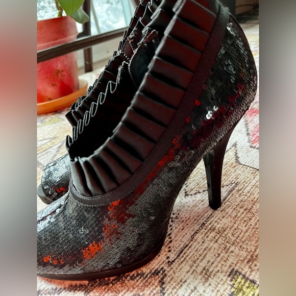 Sequence Black pumps - Picture 10 of 11